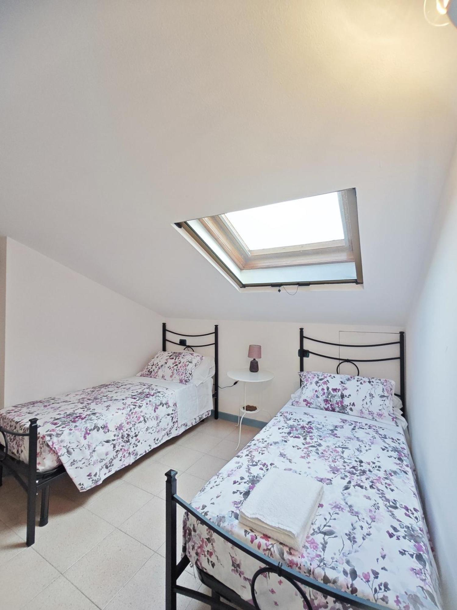 Casa Relax Appartement Laveno-Mombello Buitenkant foto